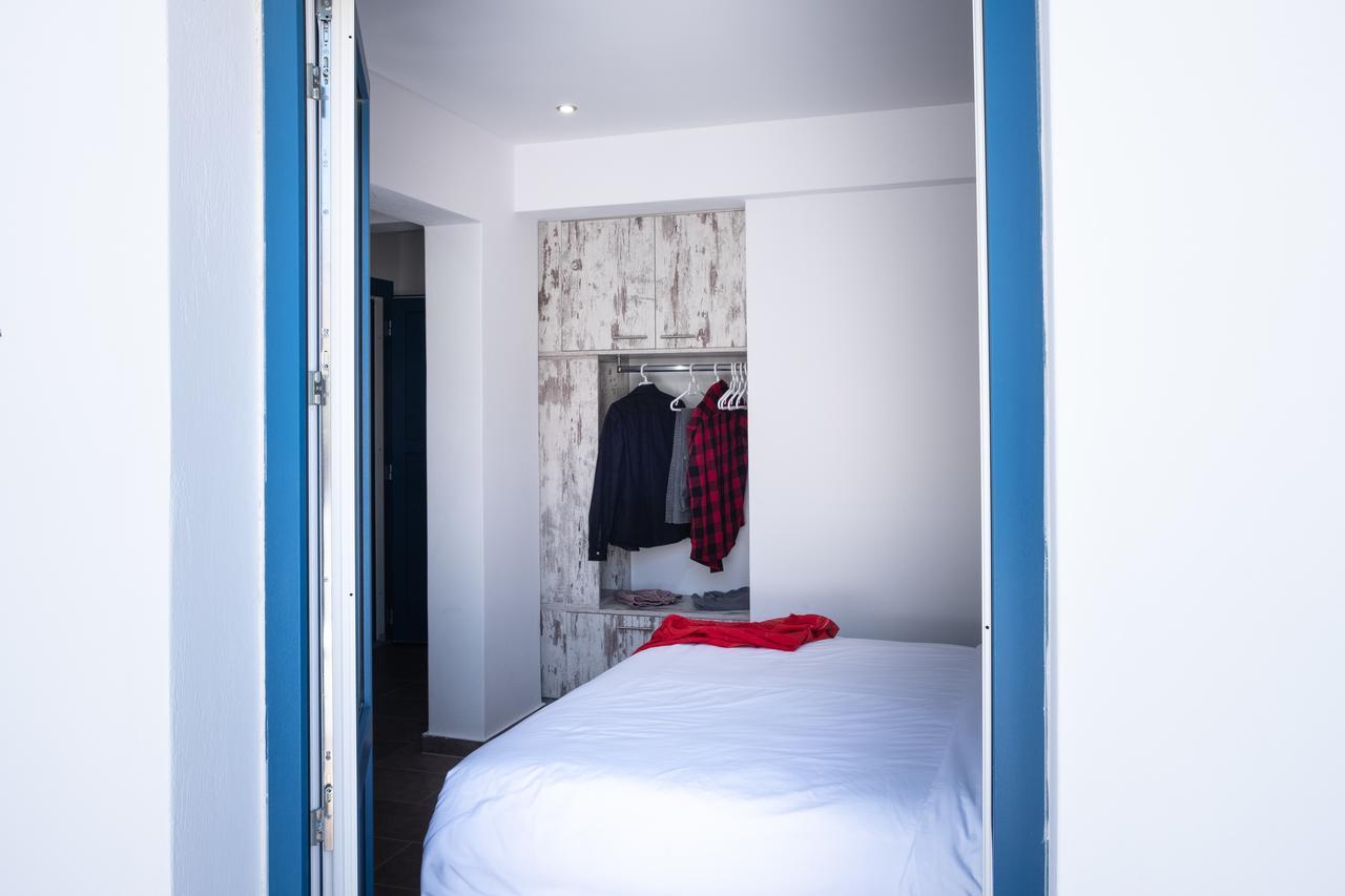 Tristhenia Aparthotel Períssa Eksteriør bilde