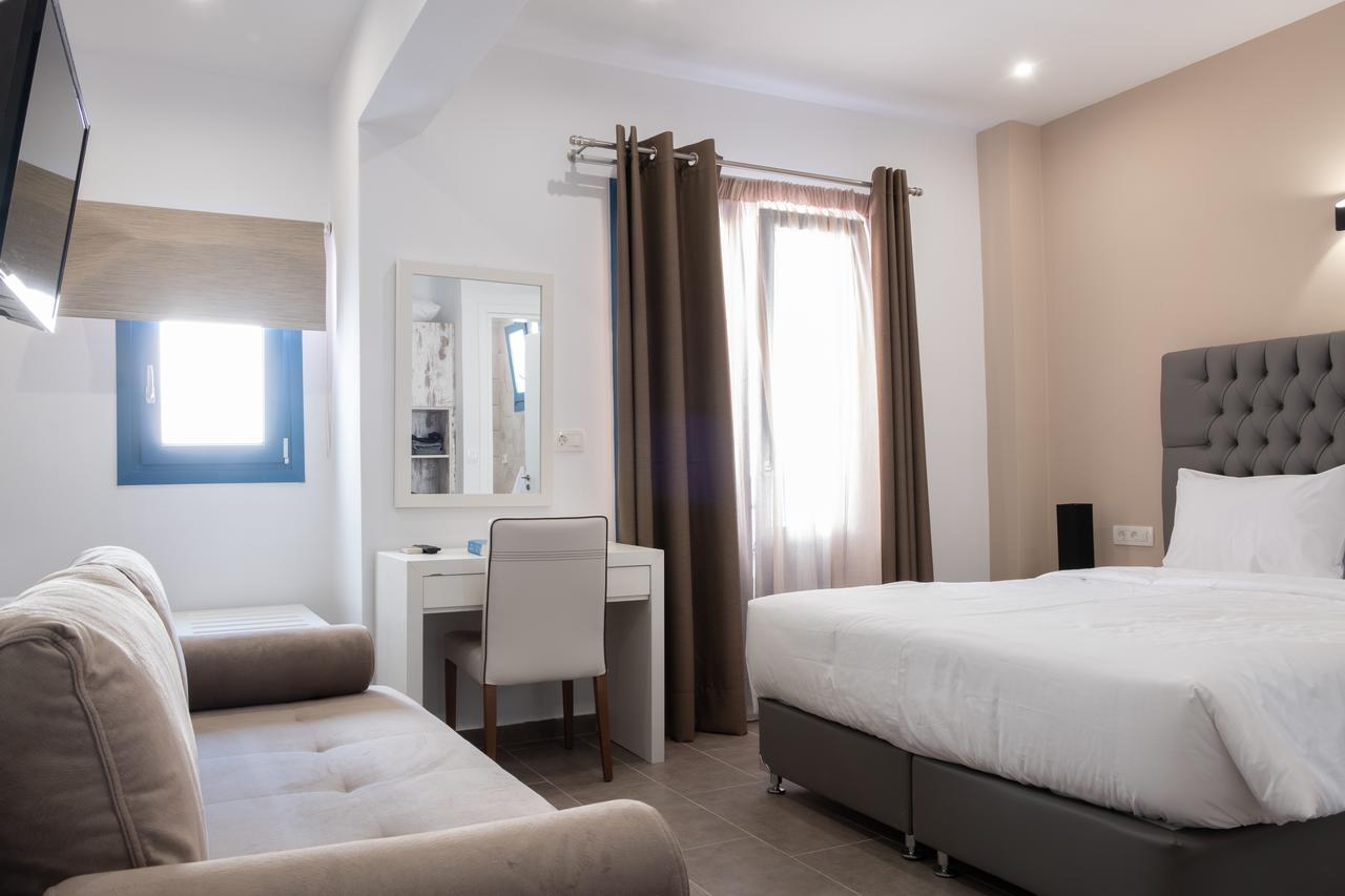 Tristhenia Aparthotel Períssa Eksteriør bilde